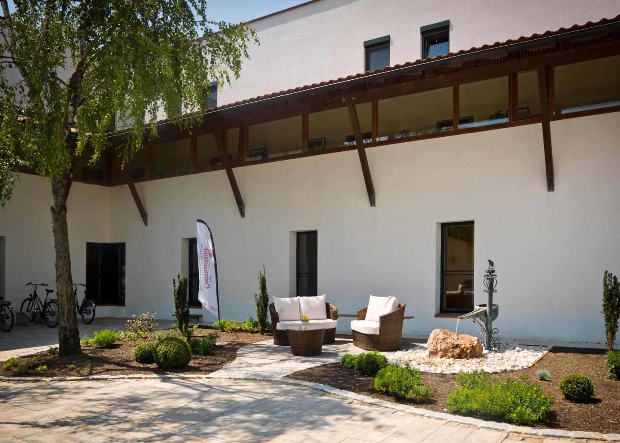 Hotel Chrysantihof Bad Birnbach Bagian luar foto