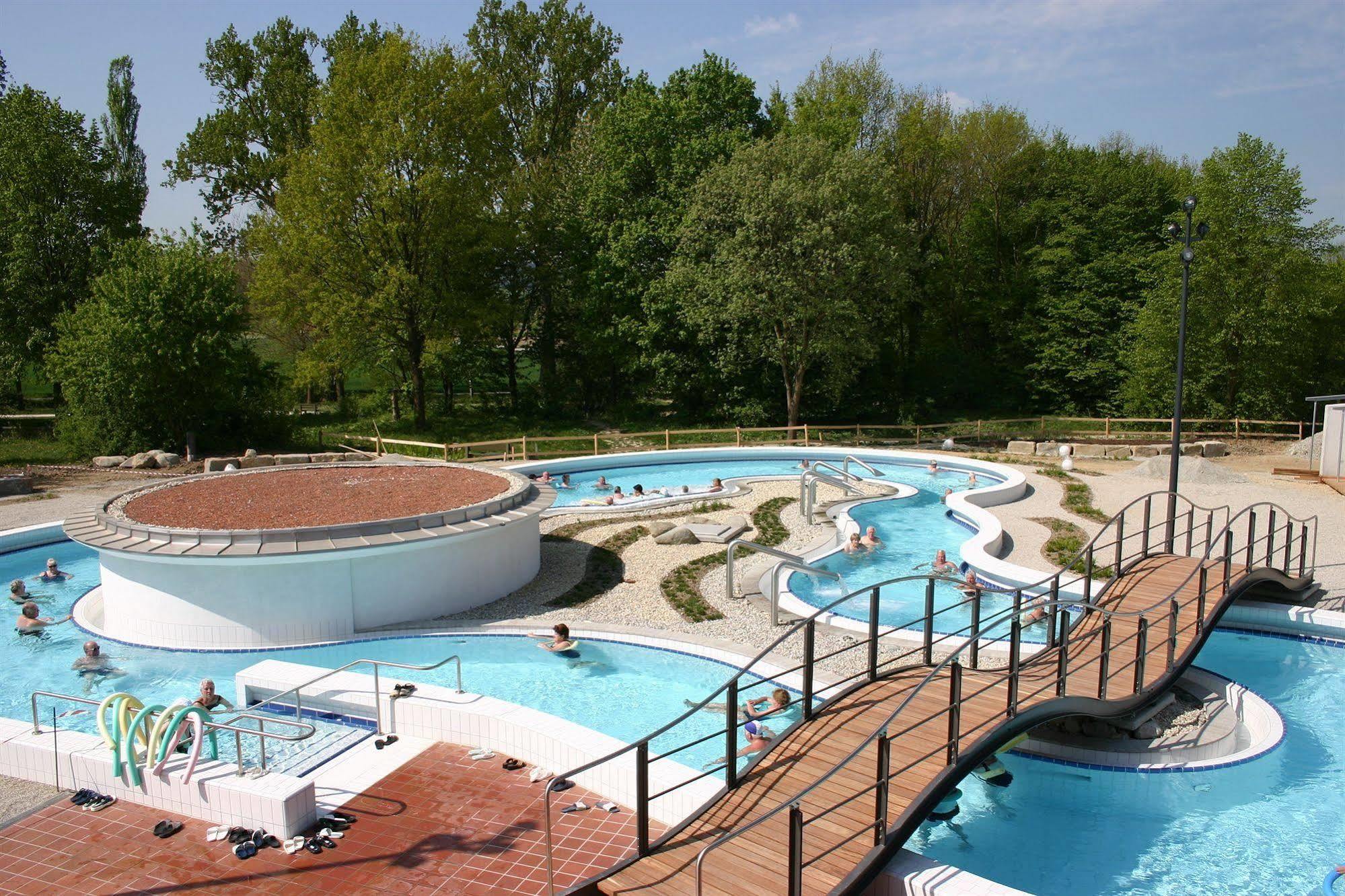 Hotel Chrysantihof Bad Birnbach Bagian luar foto